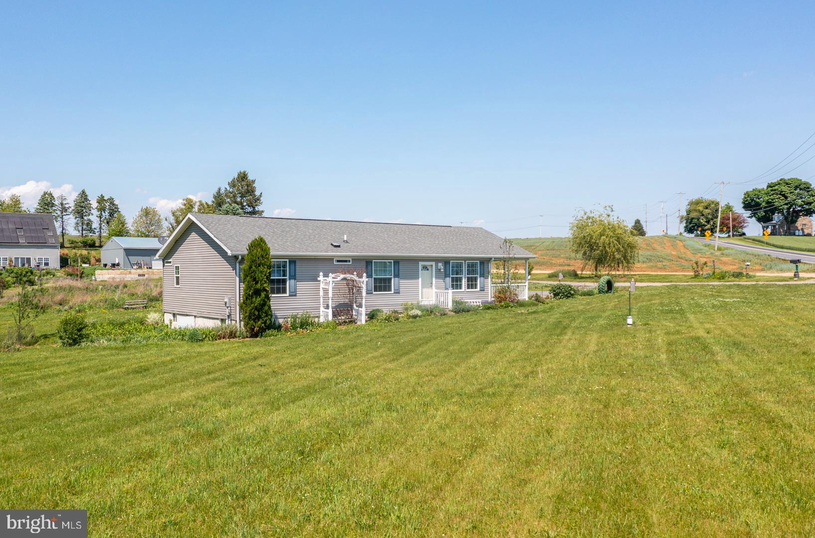 1360 SHOEY ROAD