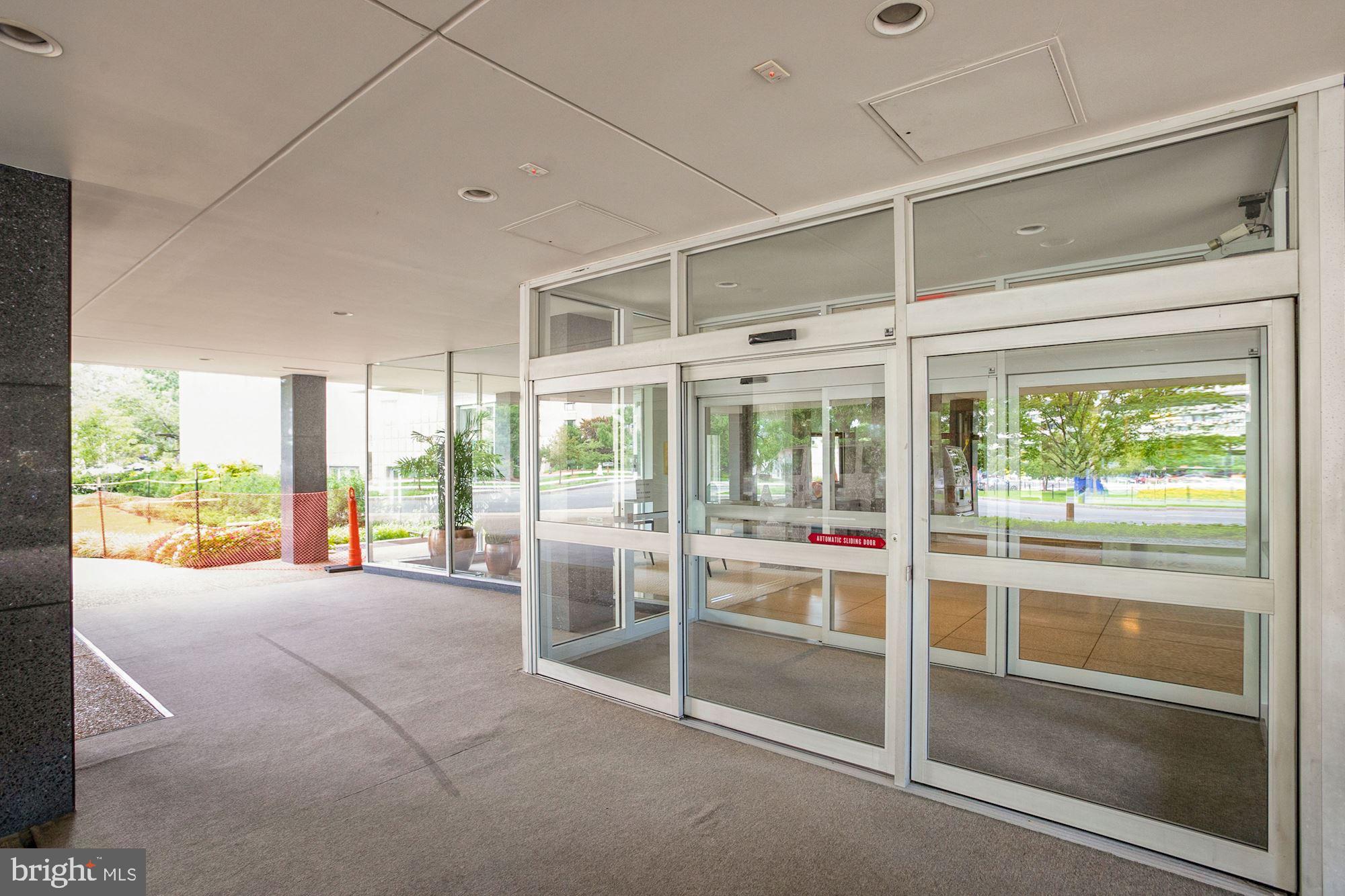 2475 VIRGINIA AVENUE NW 925