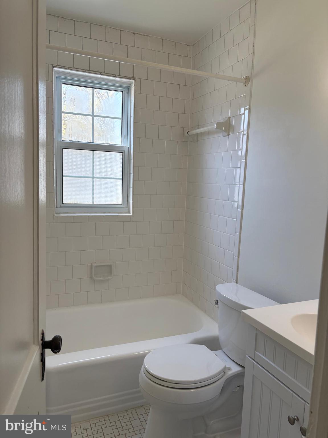 POTOMAC SHORES - Residential Lease