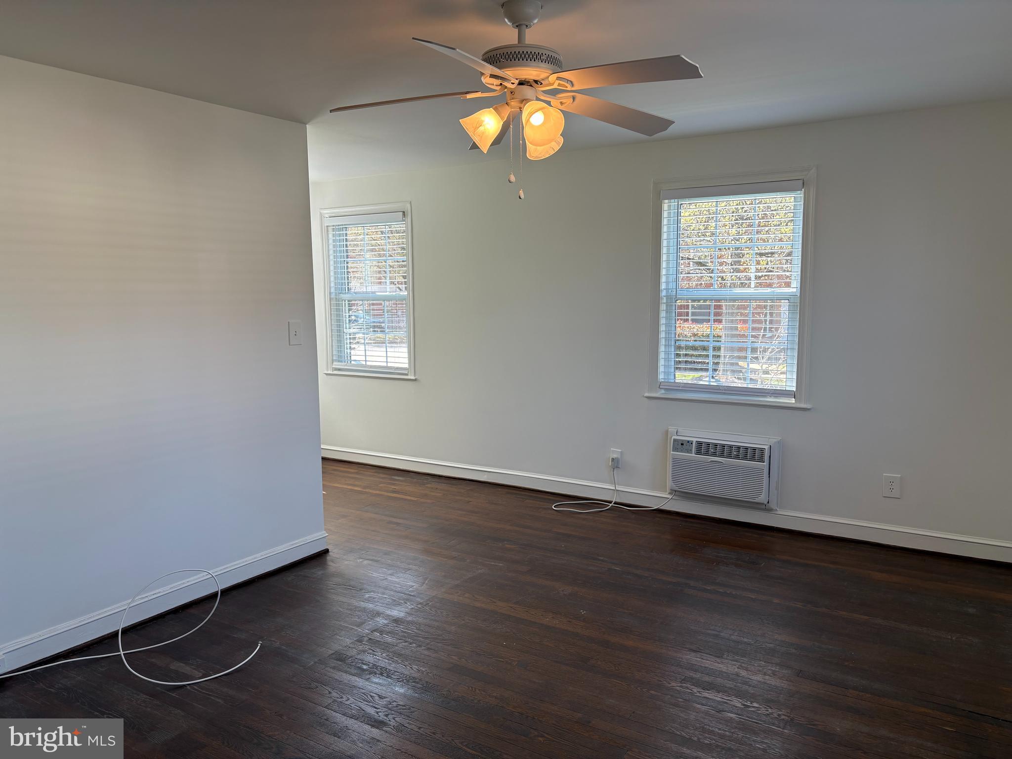 POTOMAC SHORES - Residential Lease