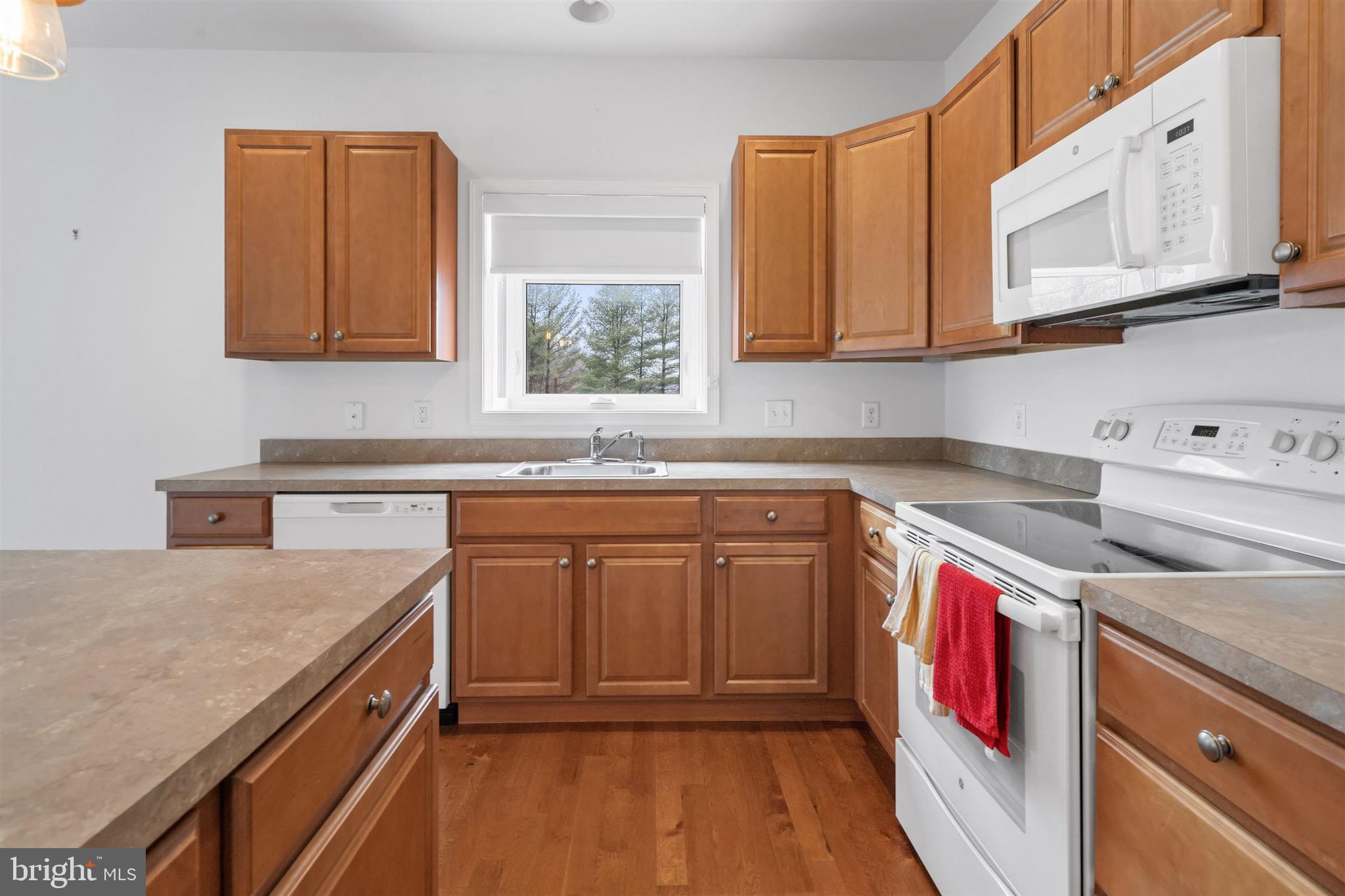 STEEPLE GLENN - Residential