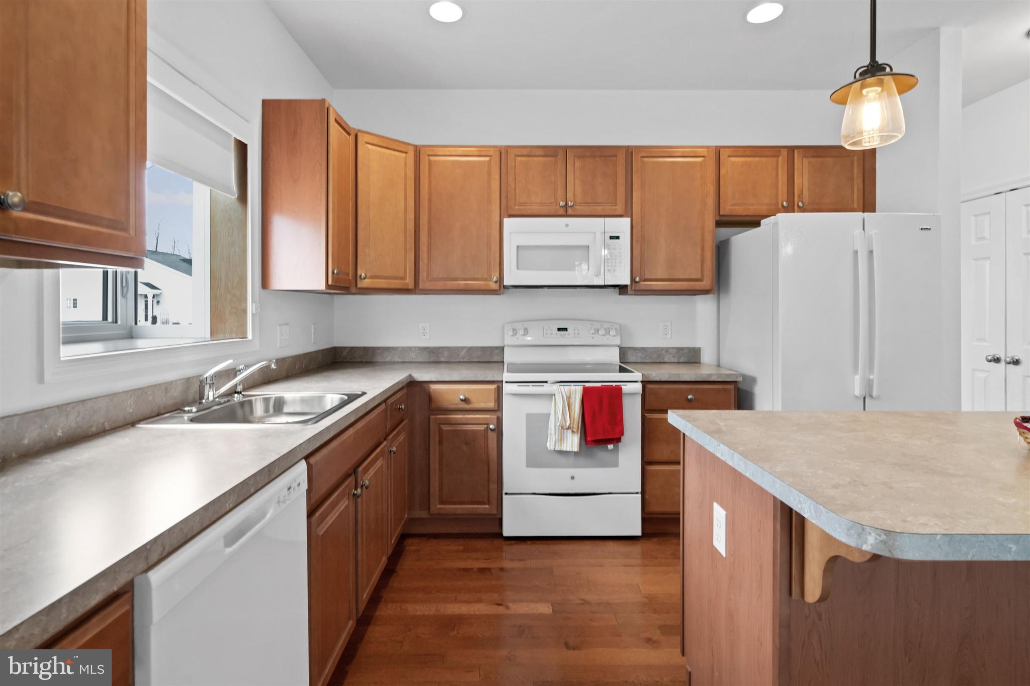 STEEPLE GLENN - Residential