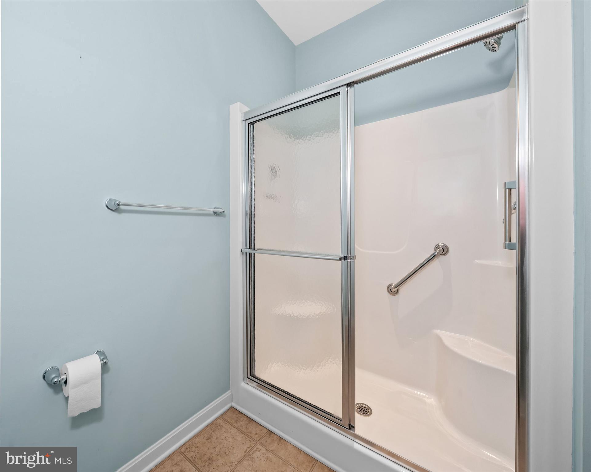 STEEPLE GLENN - Residential