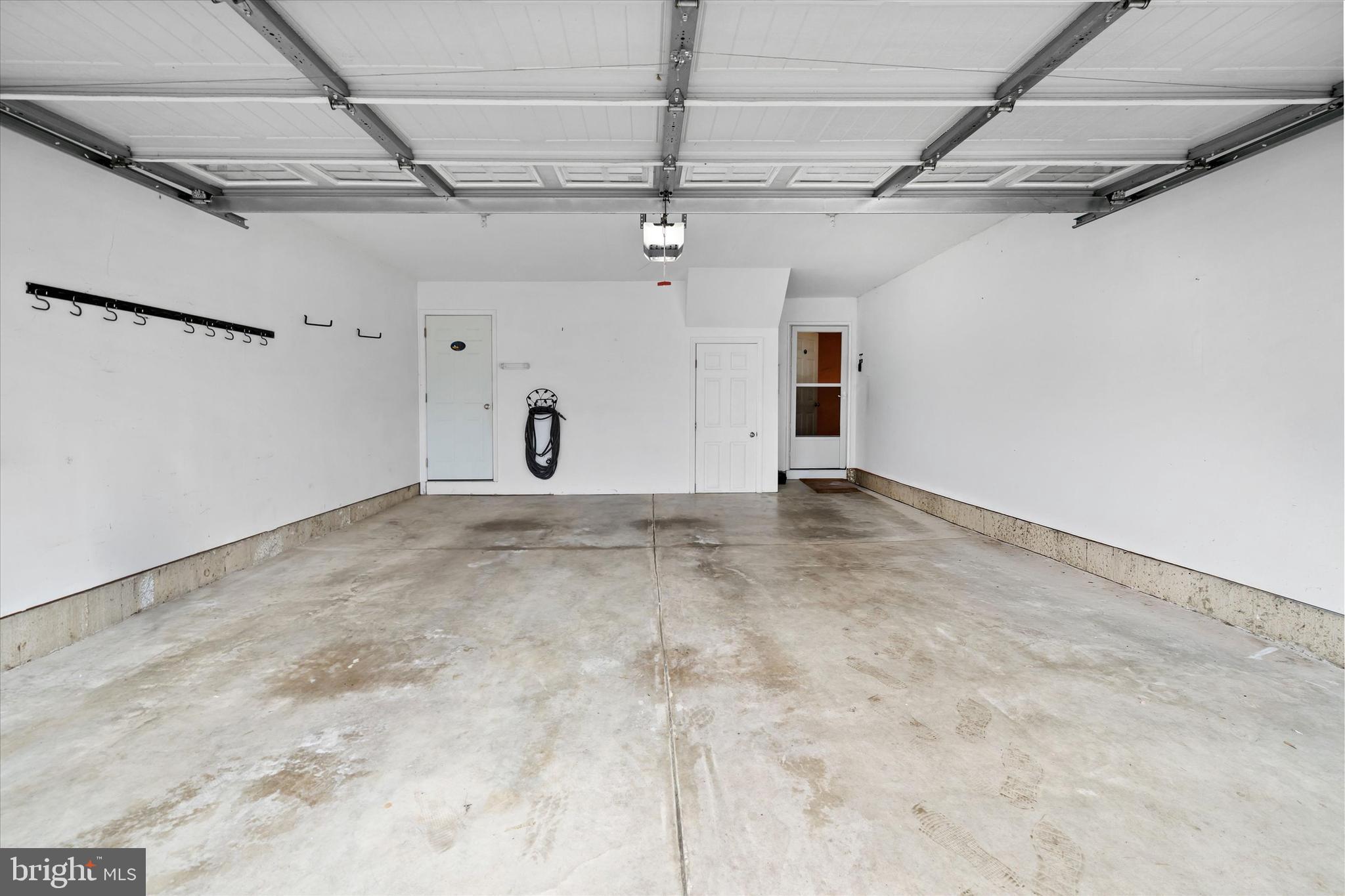 STEEPLE GLENN - Residential