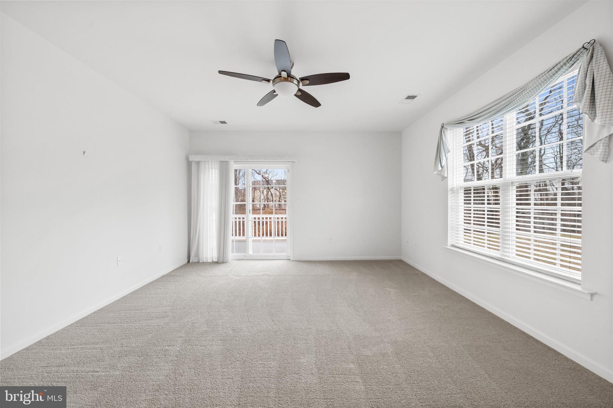 STEEPLE GLENN - Residential