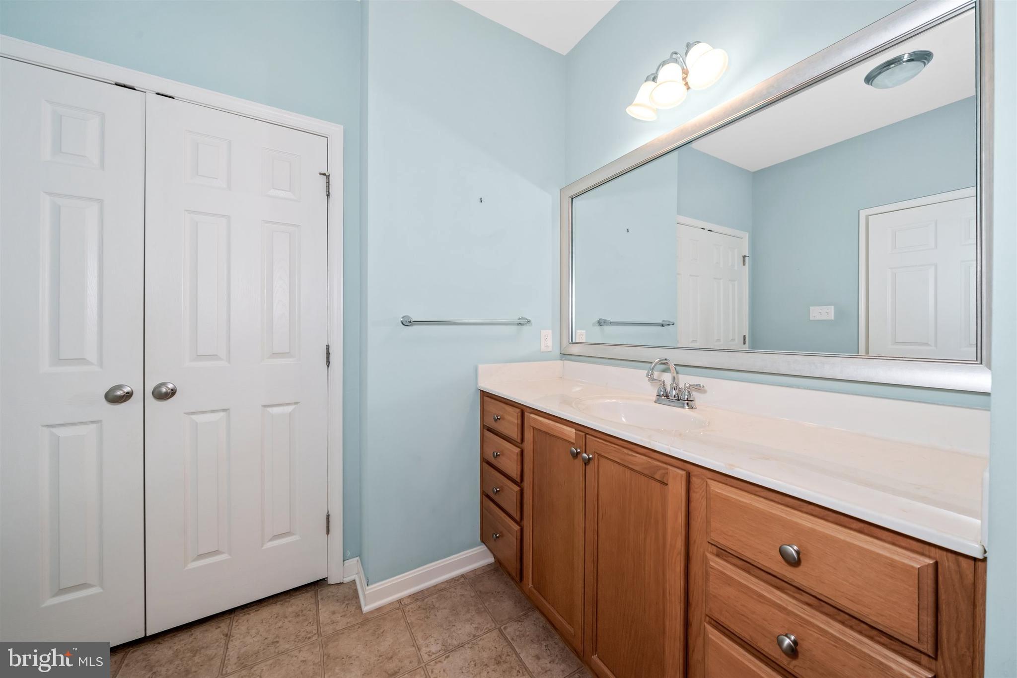 STEEPLE GLENN - Residential