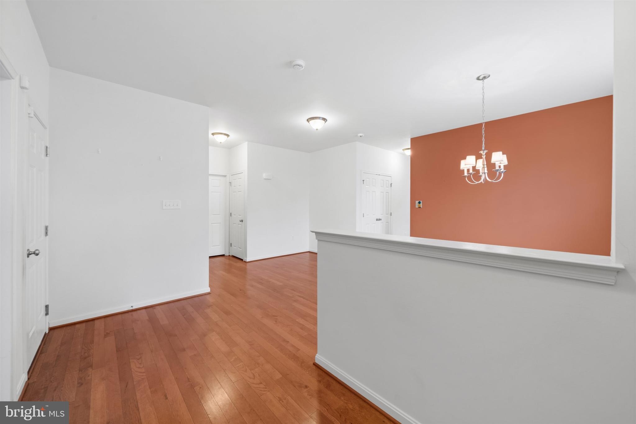 64 GRAND NATIONAL LANE