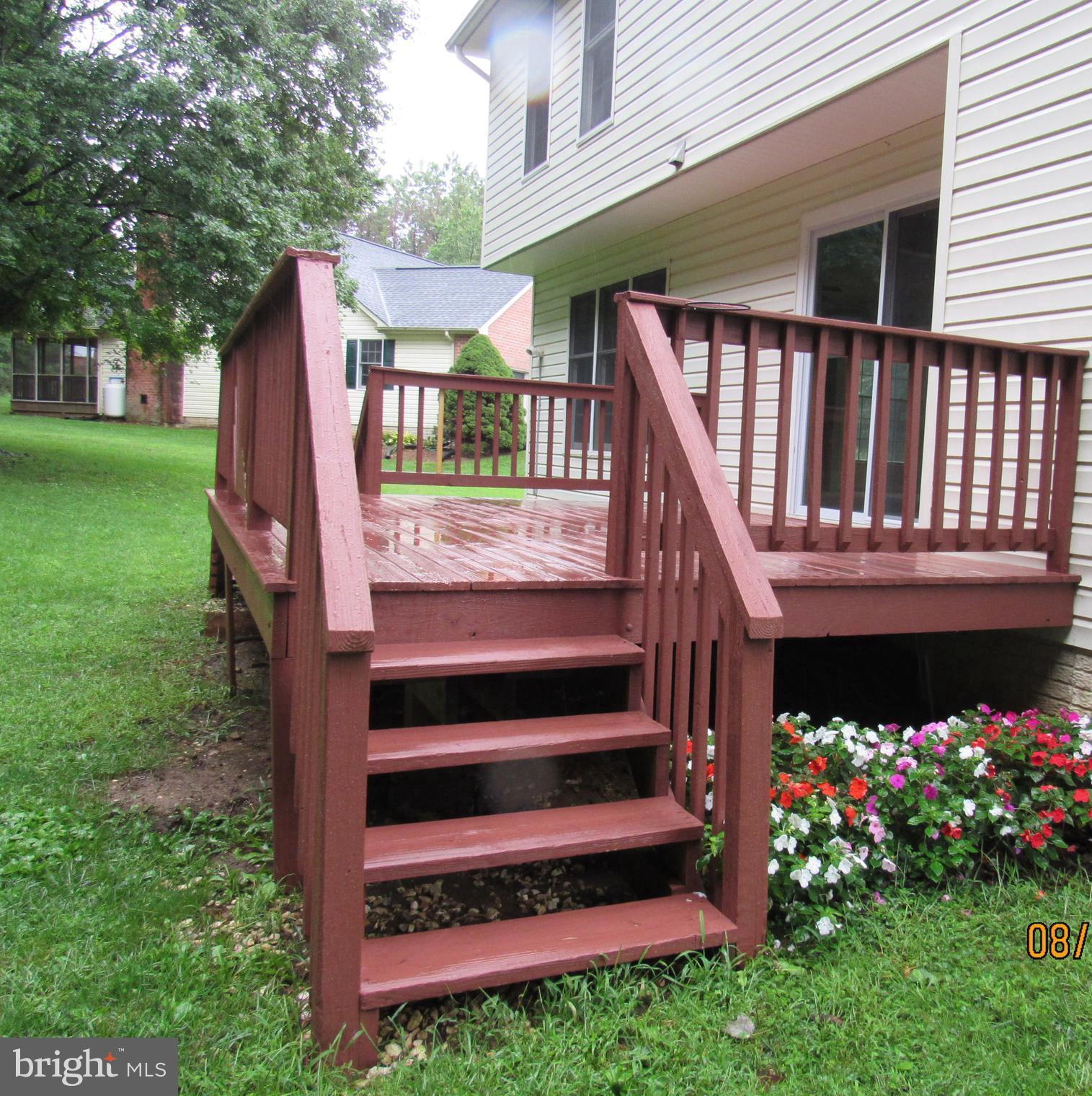 FOXFIELD AT MIDDLETOWN - Residential Lease