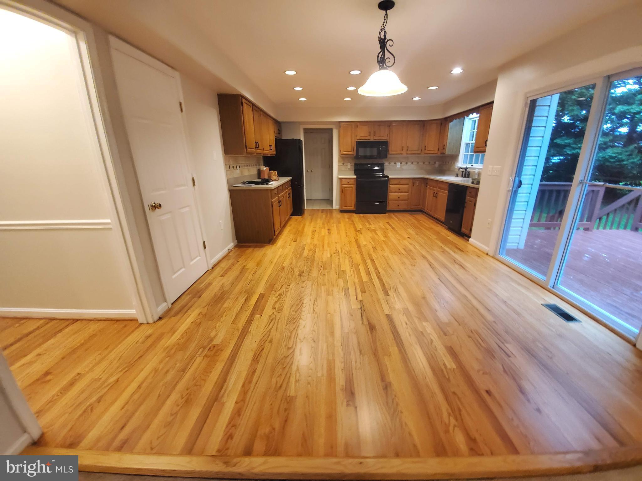 FOXFIELD AT MIDDLETOWN - Residential Lease