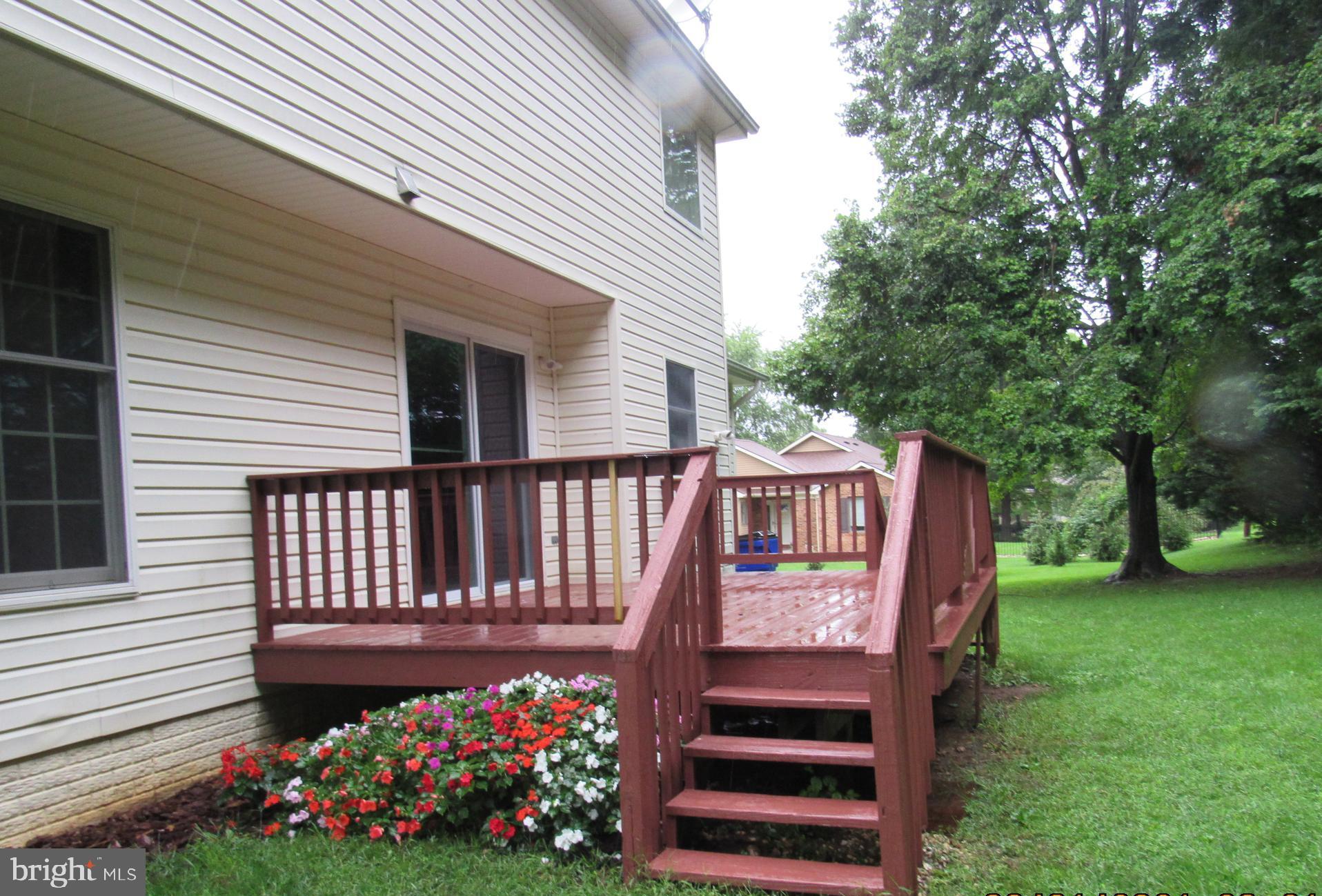 FOXFIELD AT MIDDLETOWN - Residential Lease