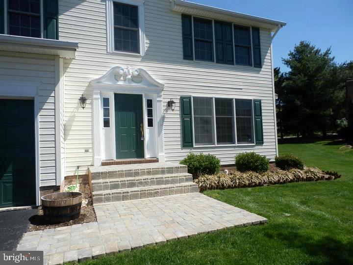 FOXFIELD AT MIDDLETOWN - Residential Lease