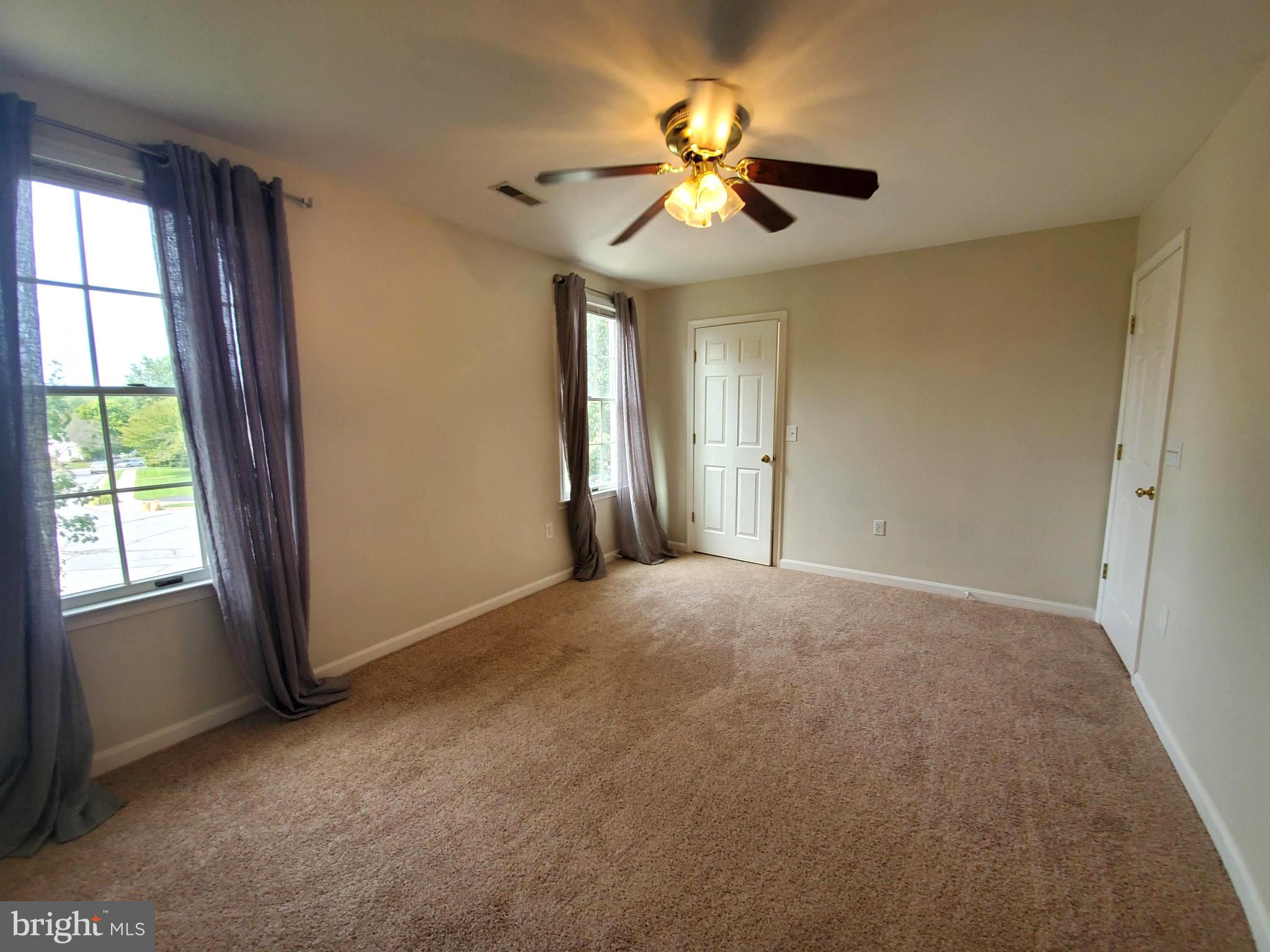 FOXFIELD AT MIDDLETOWN - Residential Lease