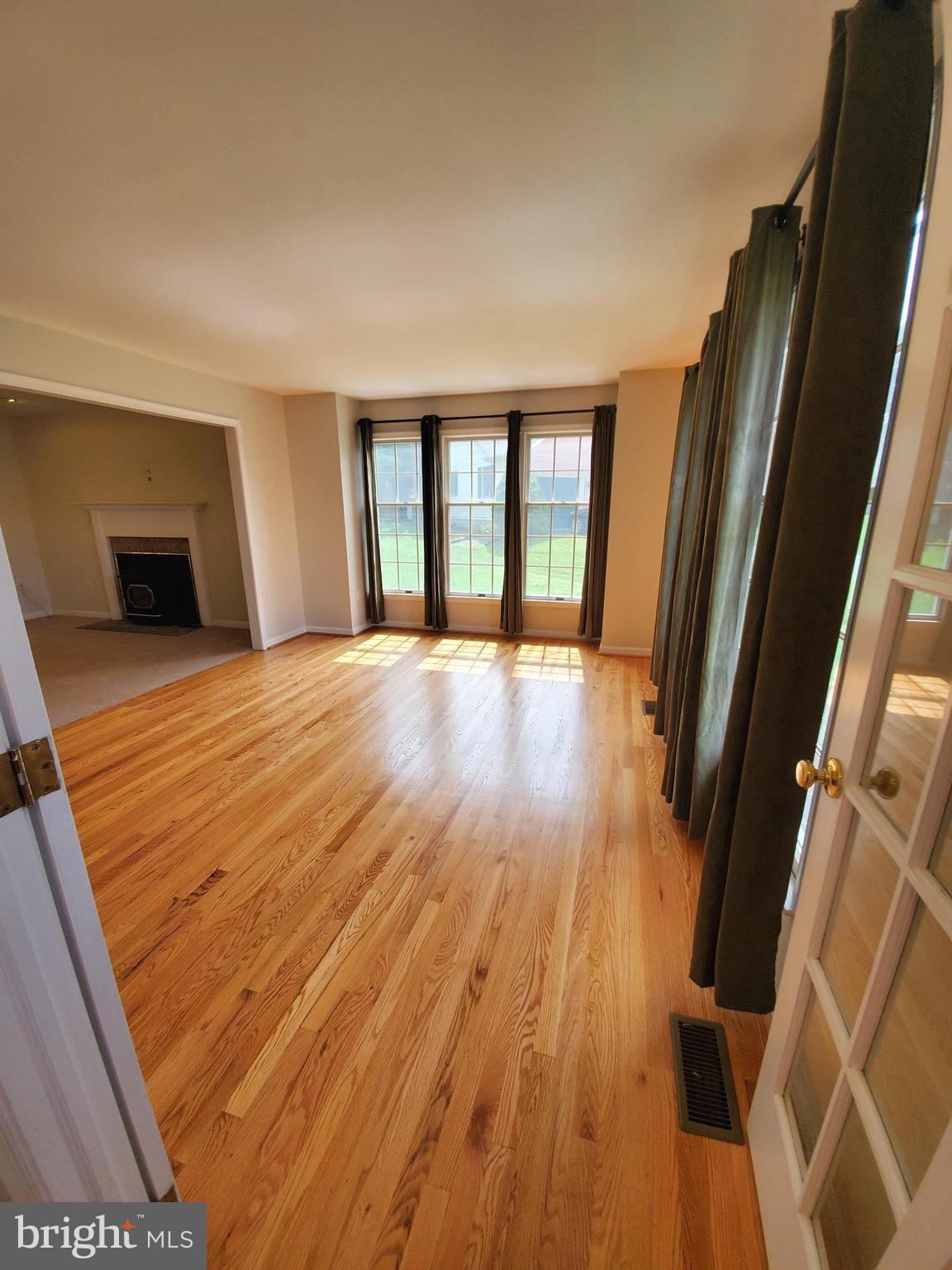 FOXFIELD AT MIDDLETOWN - Residential Lease