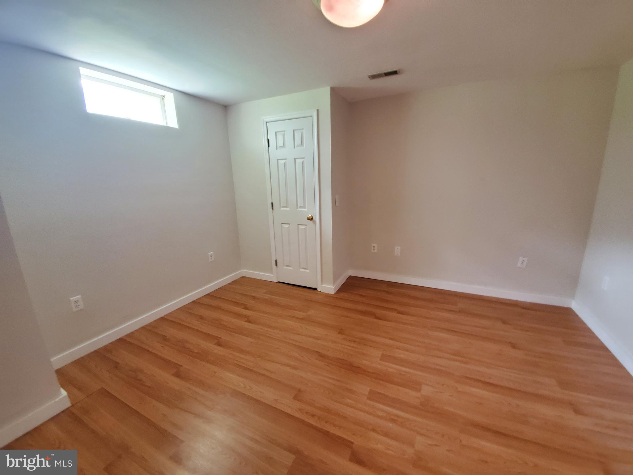 FOXFIELD AT MIDDLETOWN - Residential Lease