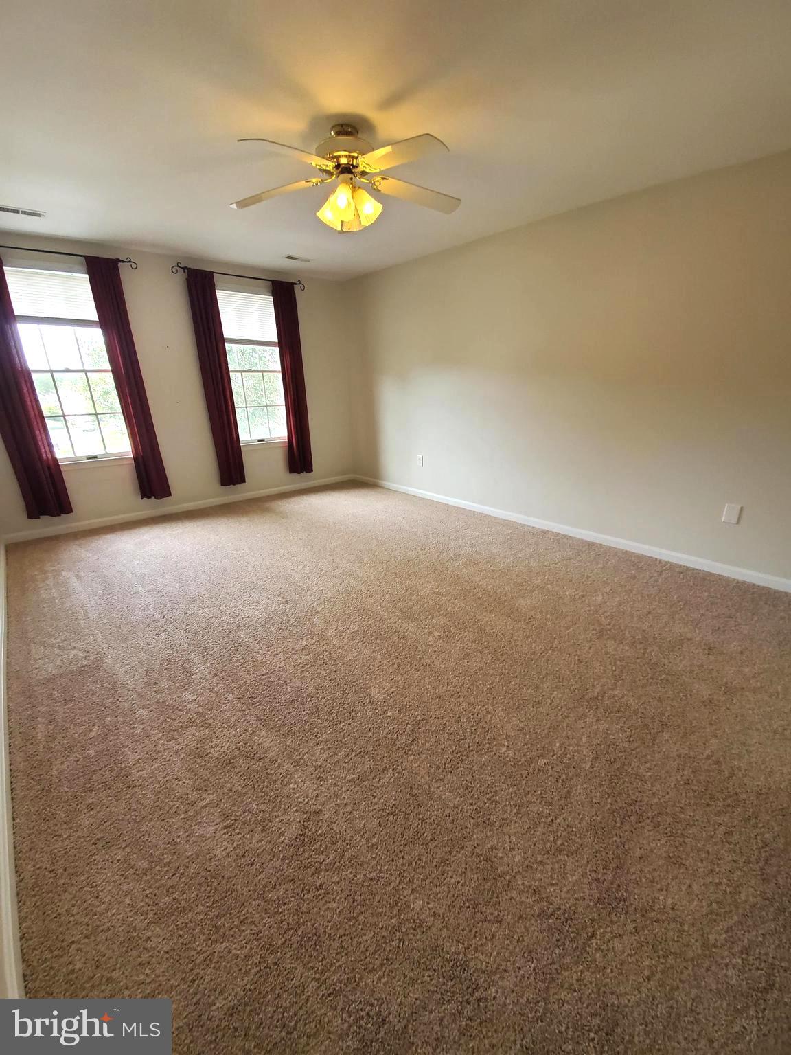 FOXFIELD AT MIDDLETOWN - Residential Lease