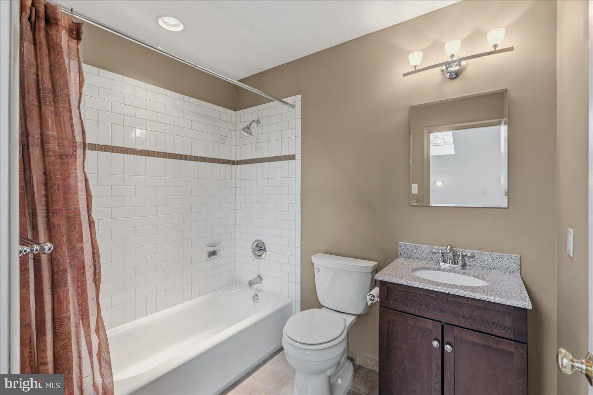 MAPLE GLEN - Residential