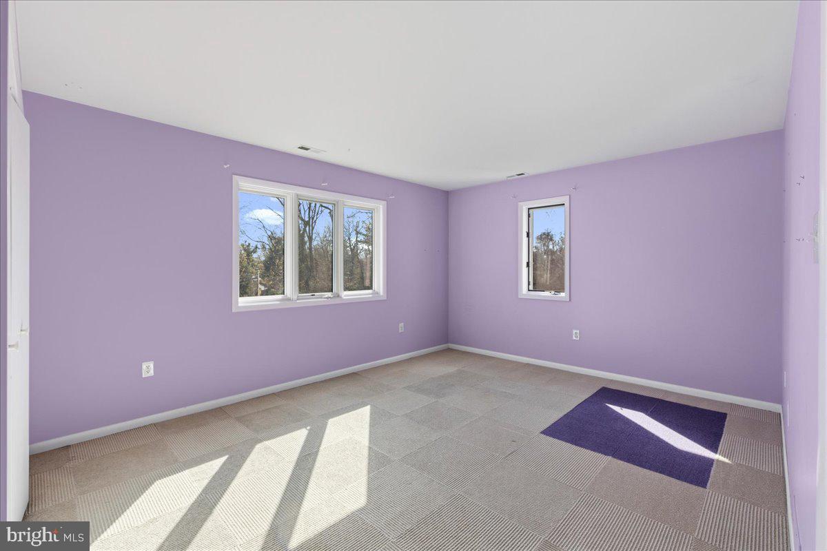 MAPLE GLEN - Residential