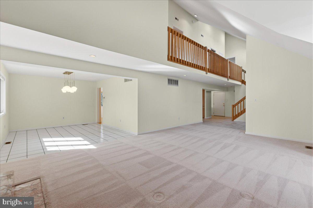 MAPLE GLEN - Residential