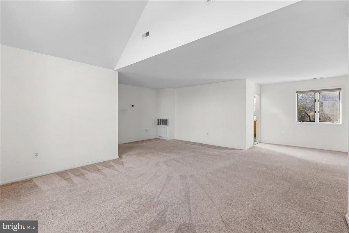 MAPLE GLEN - Residential