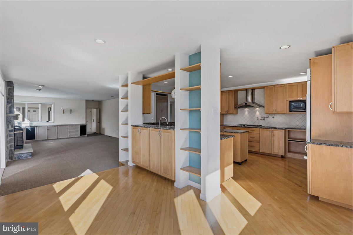 MAPLE GLEN - Residential