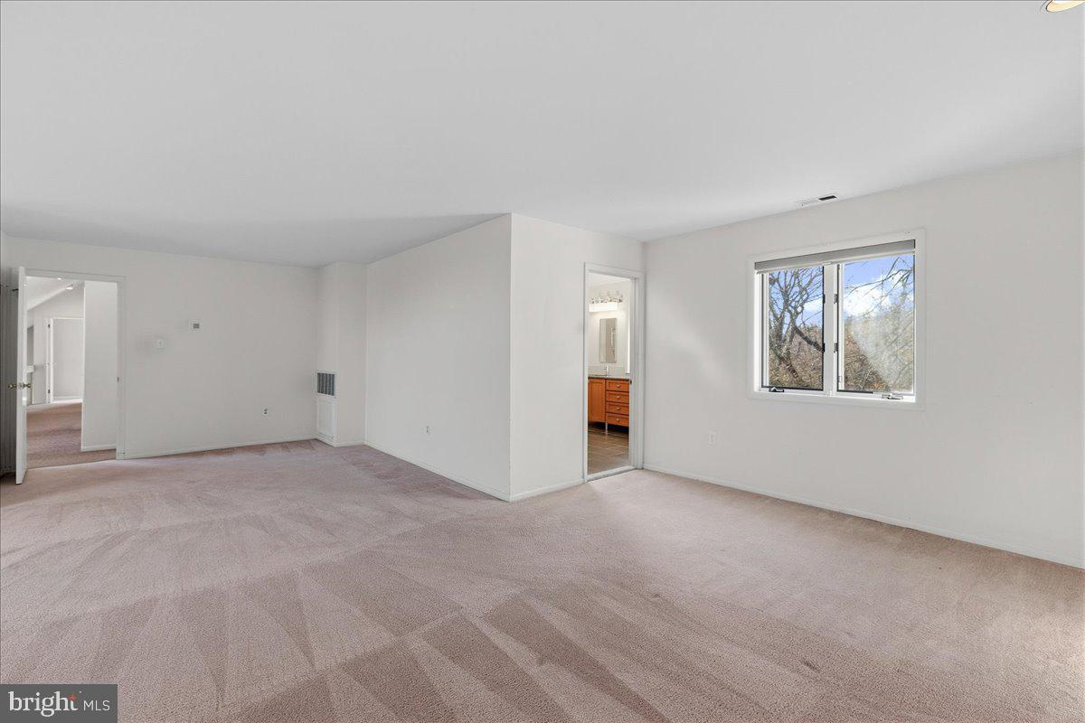 MAPLE GLEN - Residential