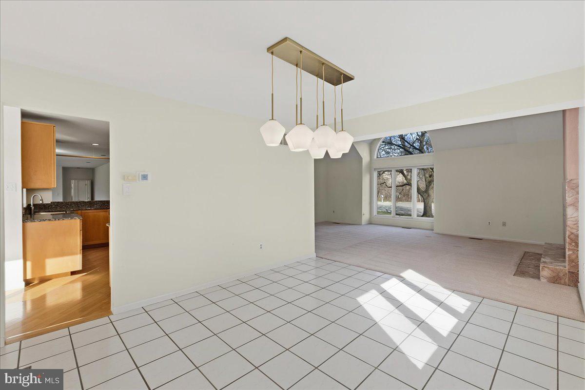 MAPLE GLEN - Residential