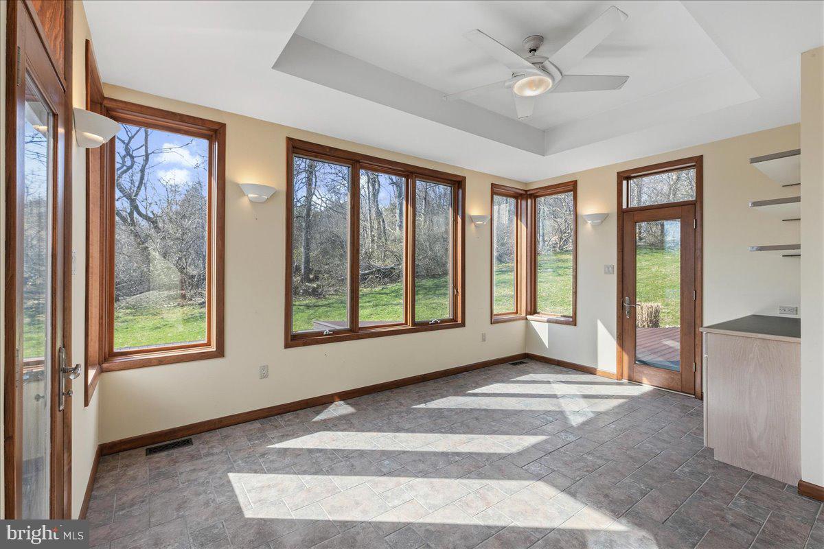 MAPLE GLEN - Residential