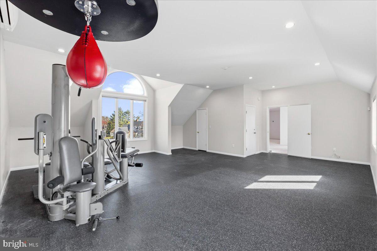 MAPLE GLEN - Residential