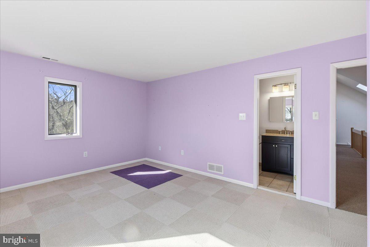 MAPLE GLEN - Residential