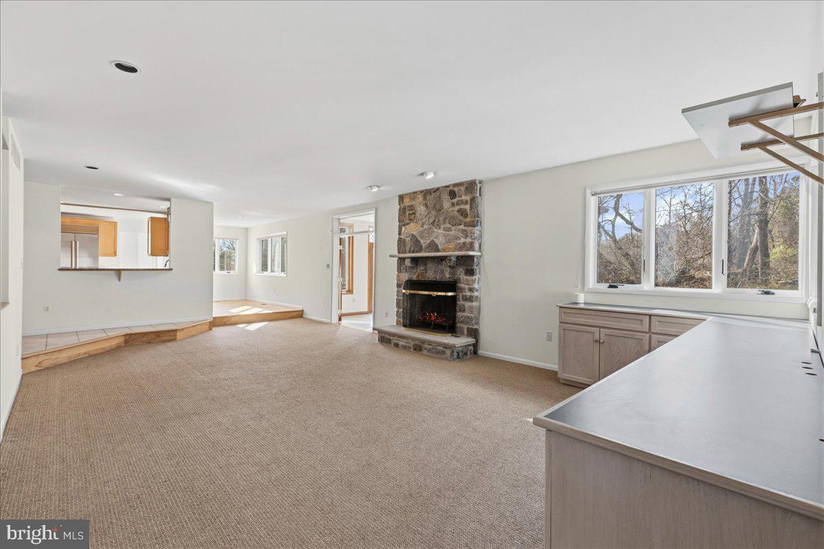 MAPLE GLEN - Residential