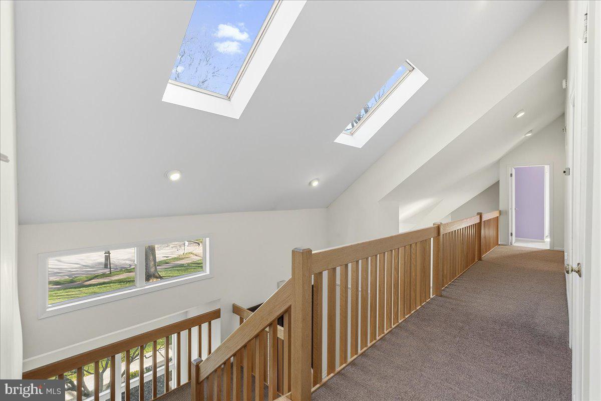 MAPLE GLEN - Residential