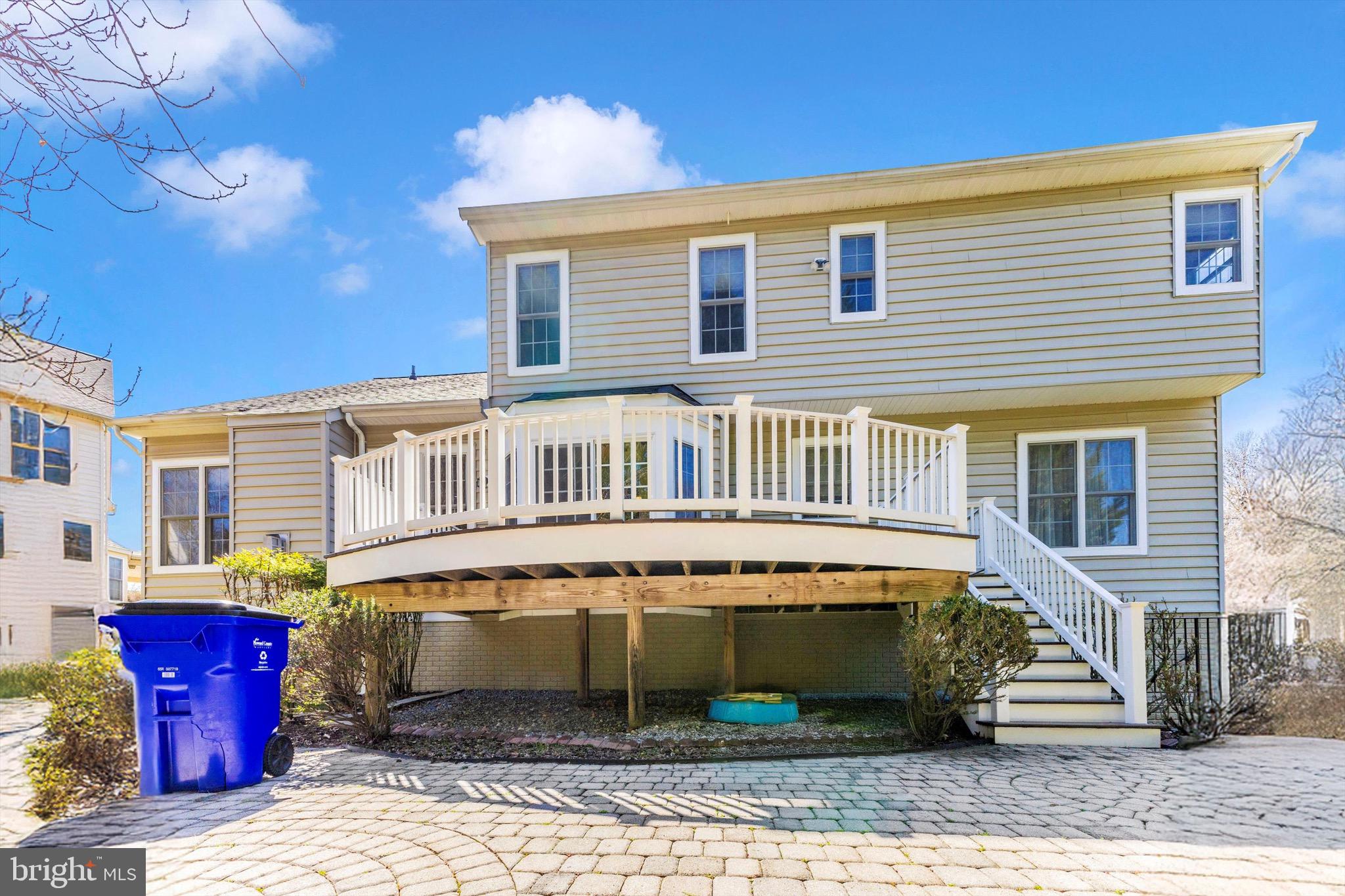 EMERSON - Residential