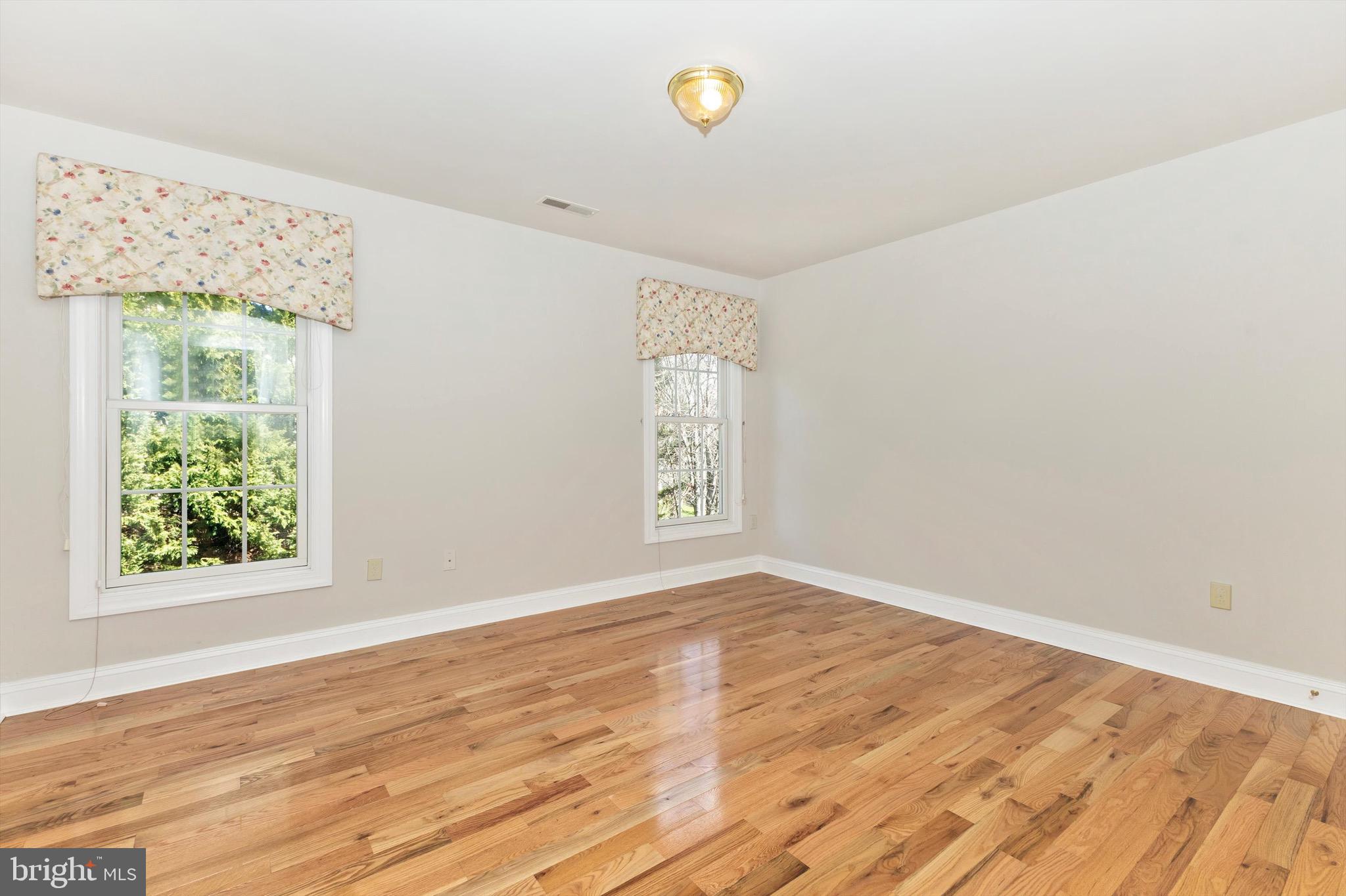 EMERSON - Residential