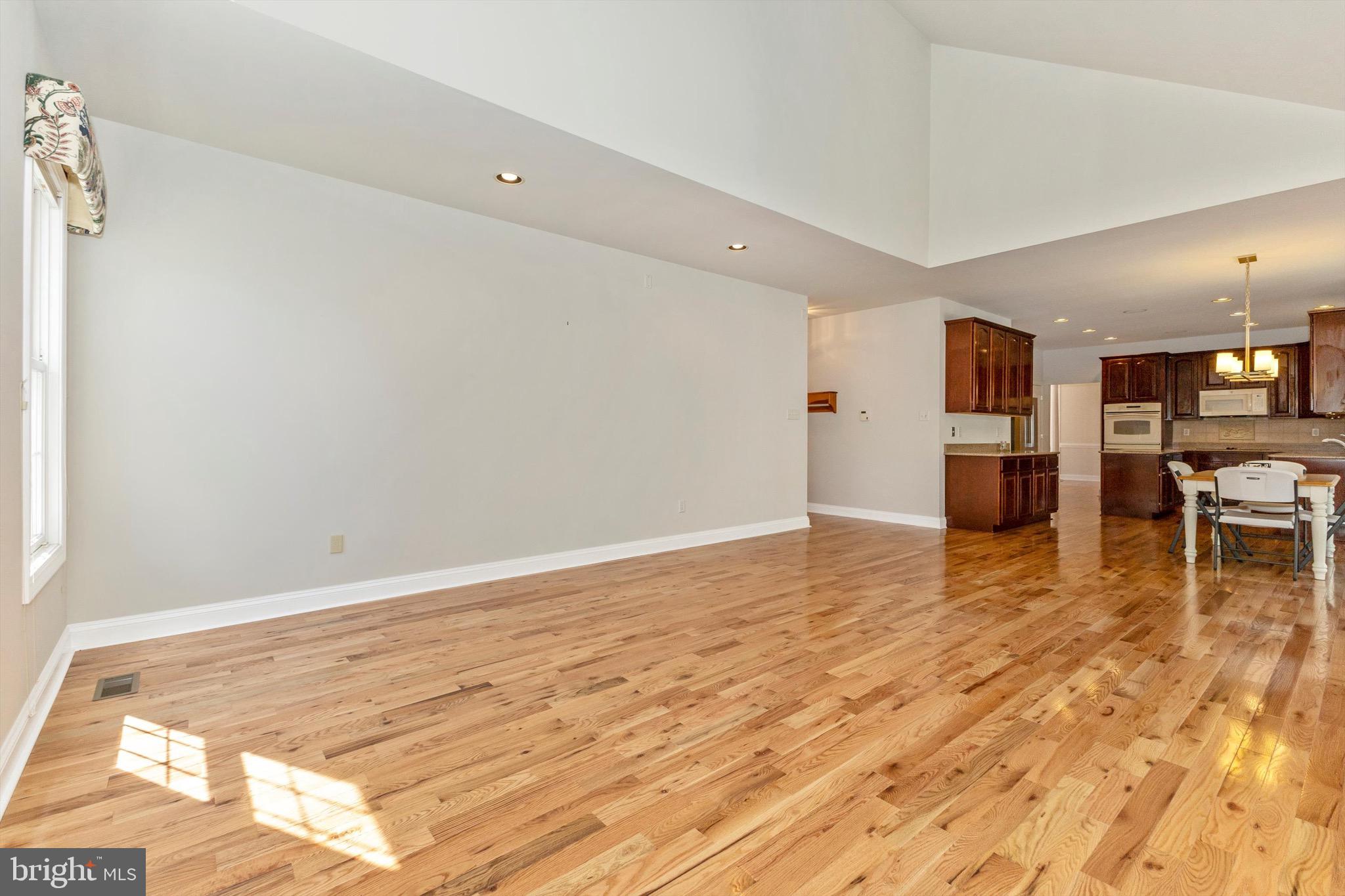 EMERSON - Residential