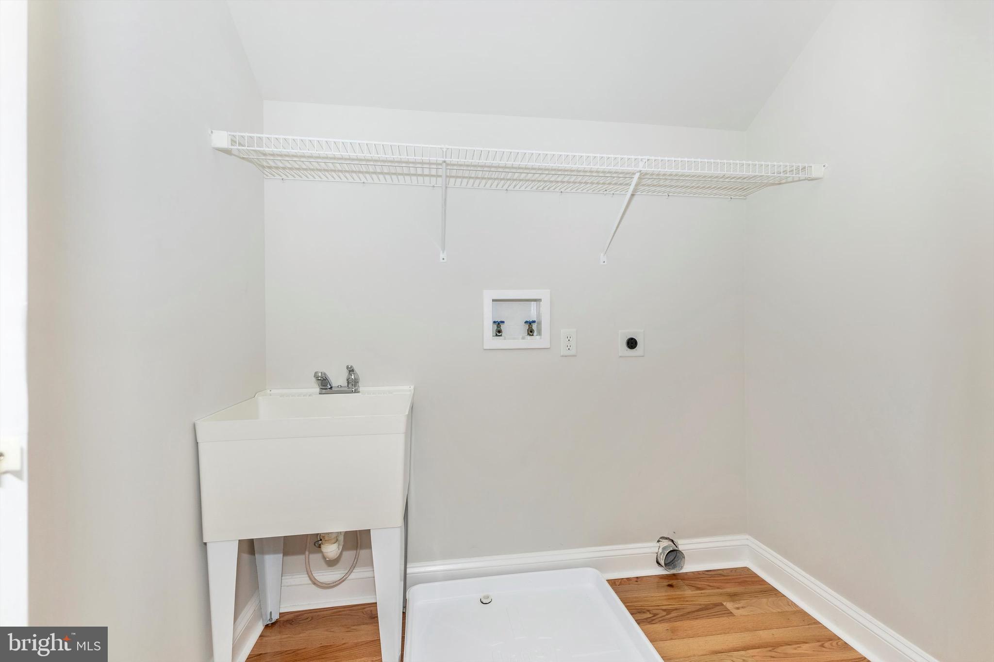 EMERSON - Residential