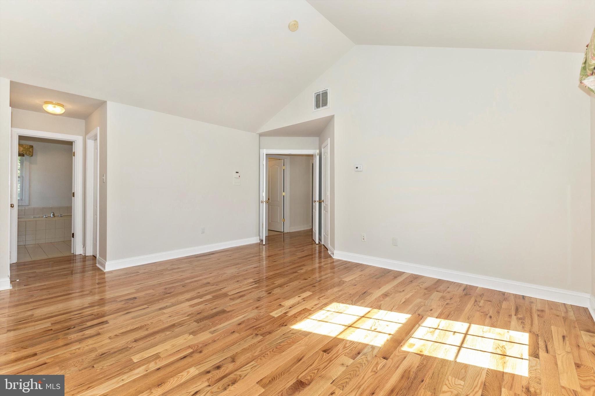 EMERSON - Residential