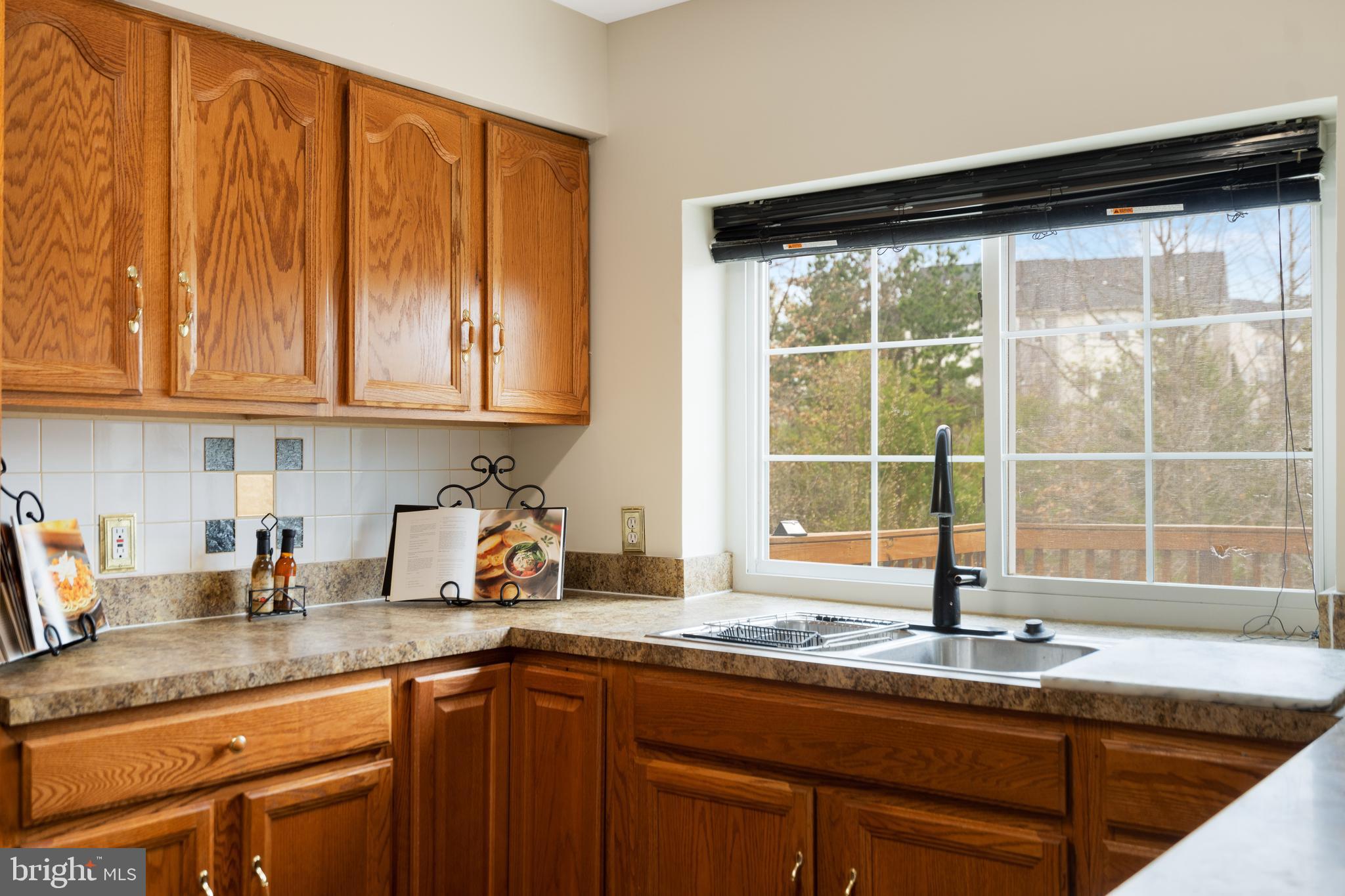 RIVER OAKS - Residential