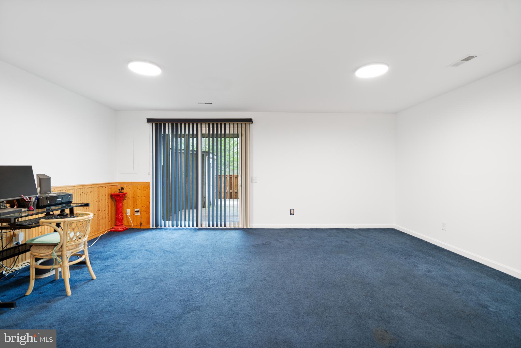 RIVER OAKS - Residential