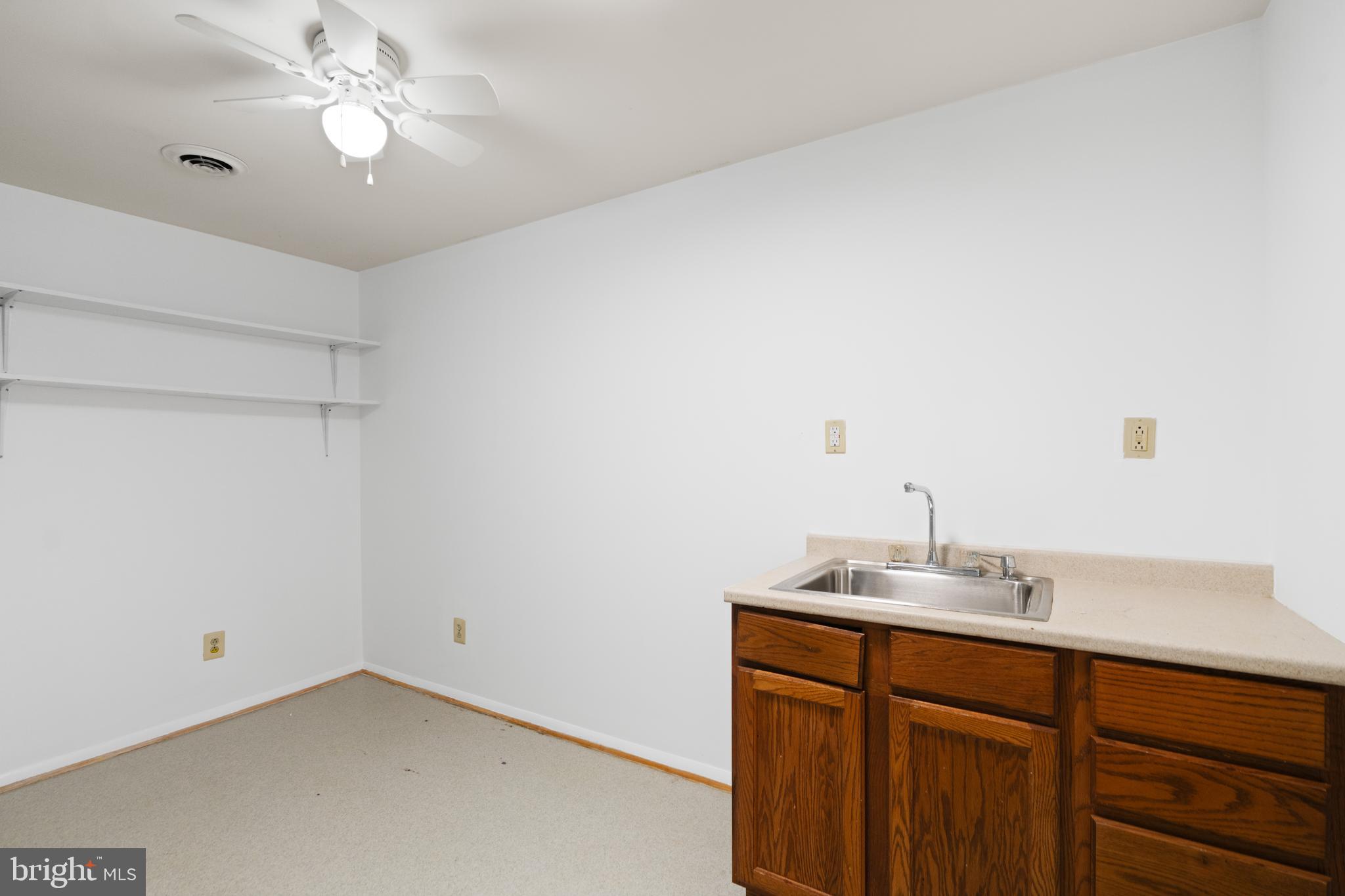 RIVER OAKS - Residential