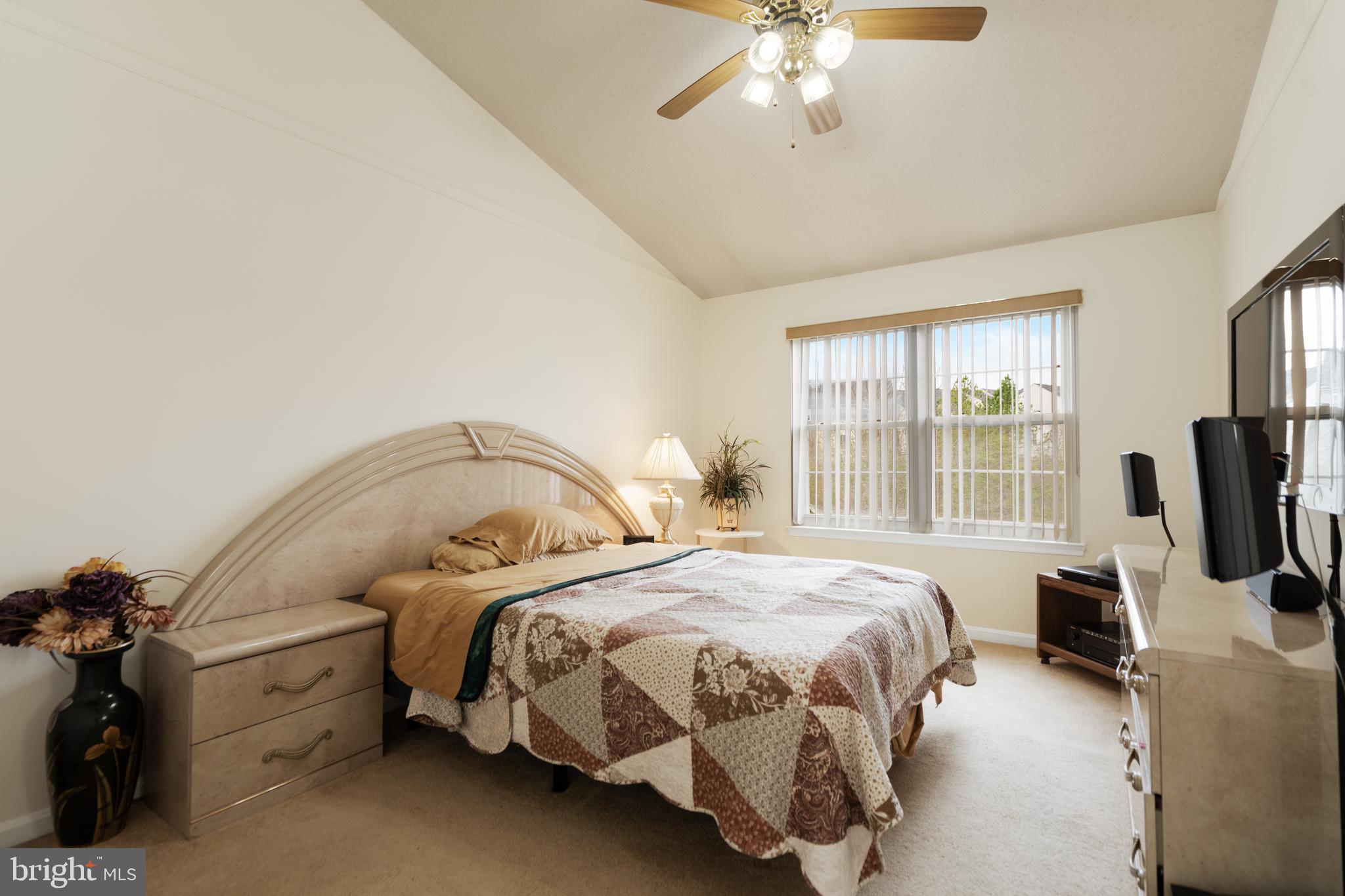 RIVER OAKS - Residential