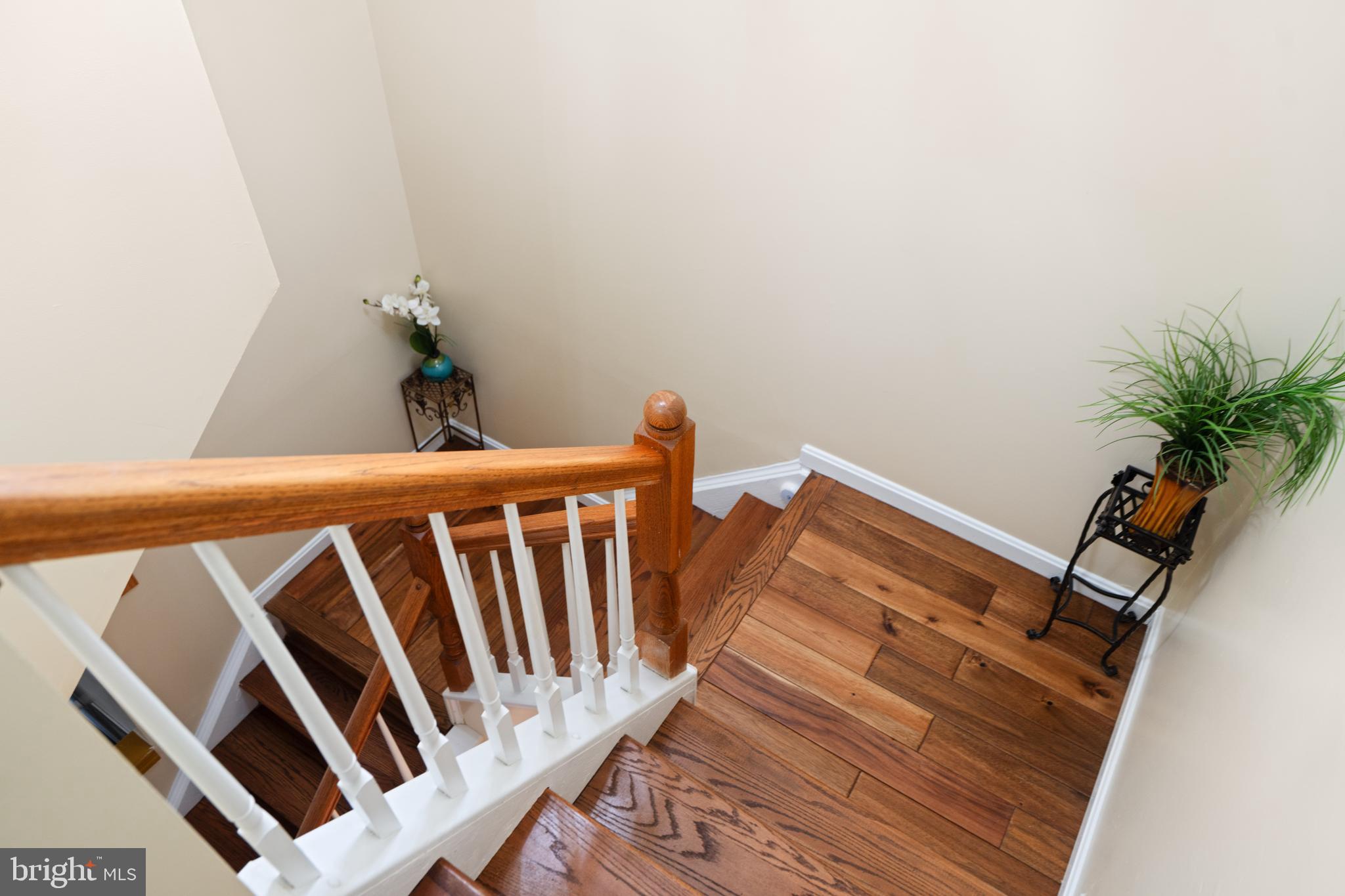 RIVER OAKS - Residential