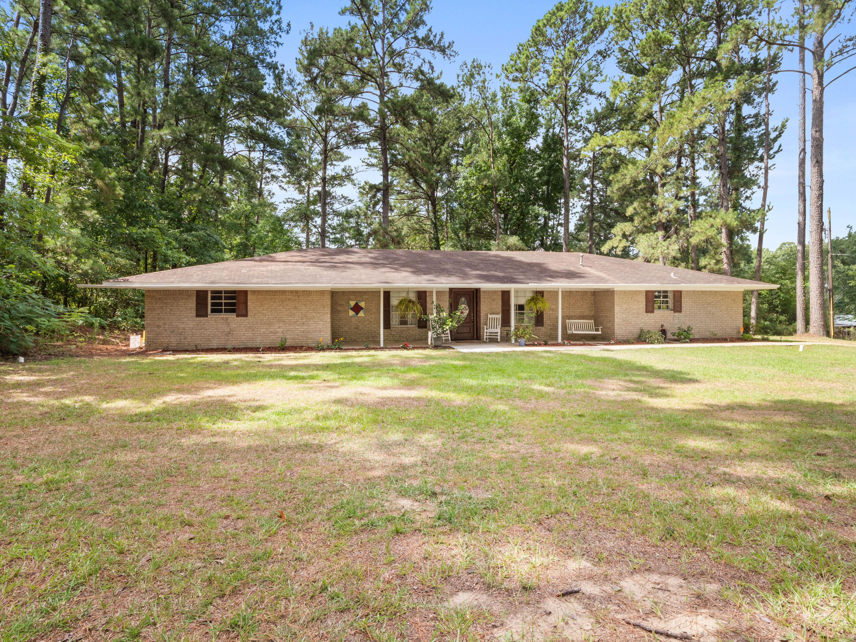 Photo 1 of 25 — 126 Turner Rd., Leesville, LA 71446