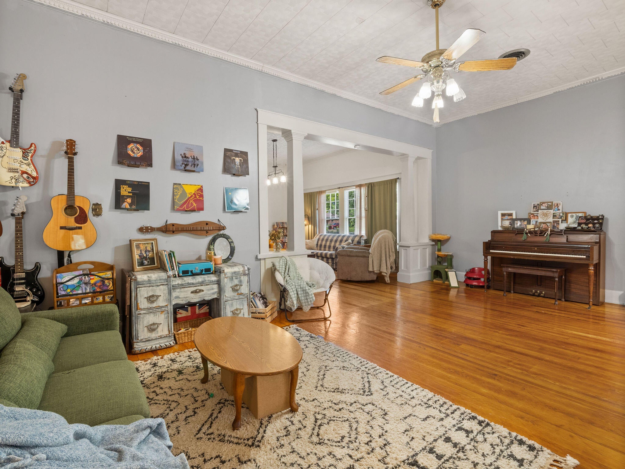 204 N 1st - Photo 2