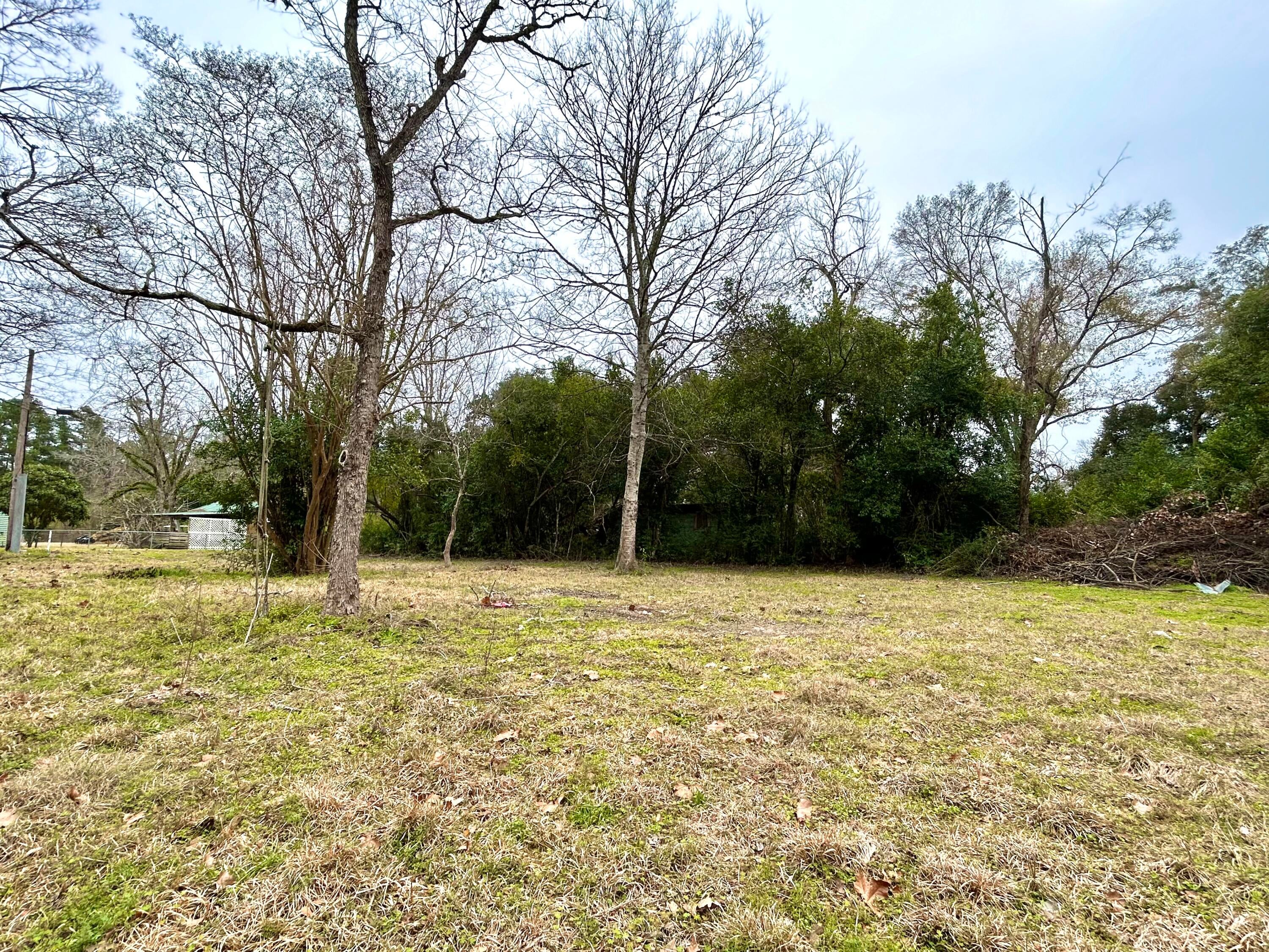 4002 Division St - Photo 3