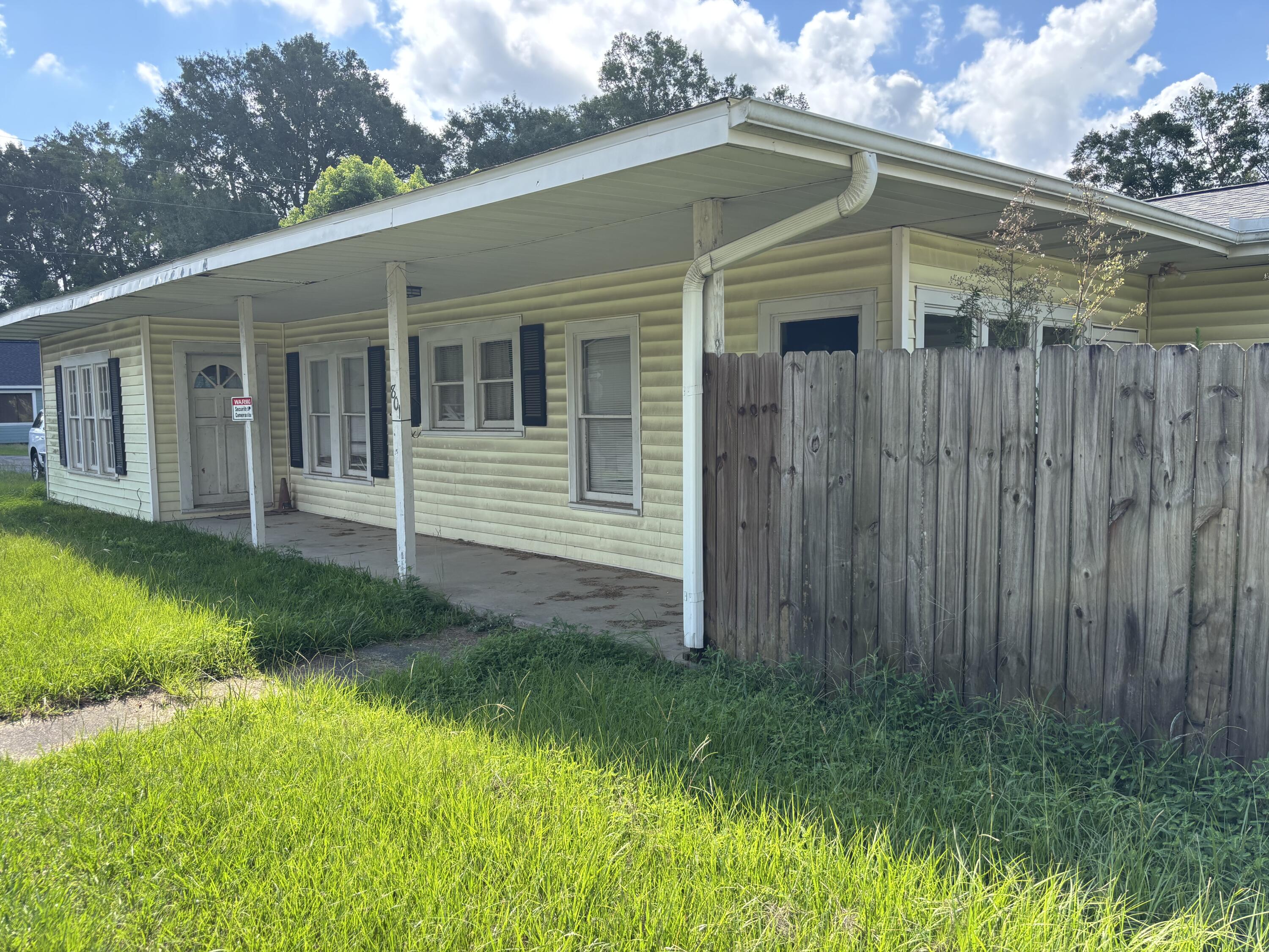 Photo 1 of 14 — 801 Shirley St, DeRidder, LA 70634