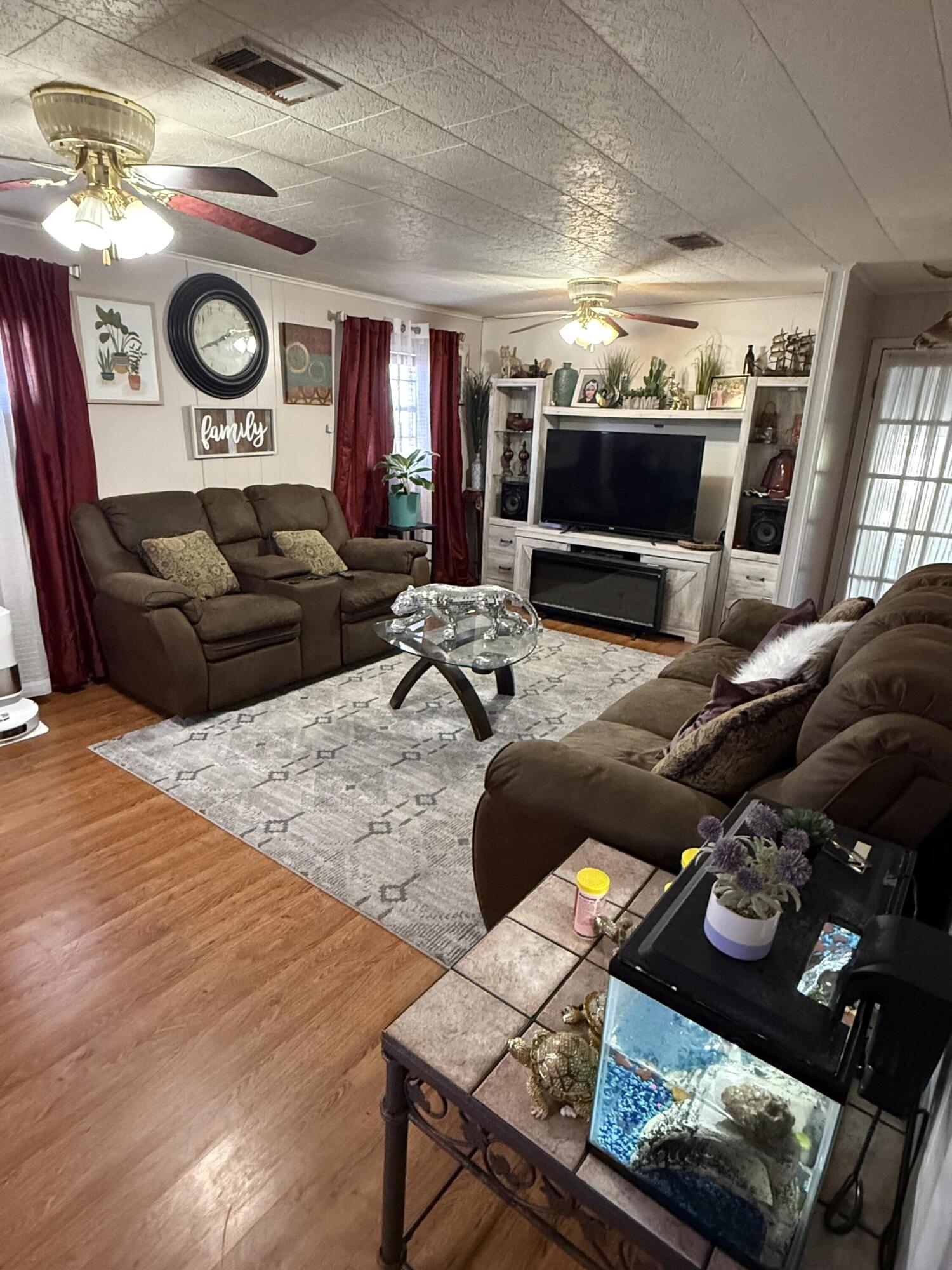 507 E North St - Photo 3