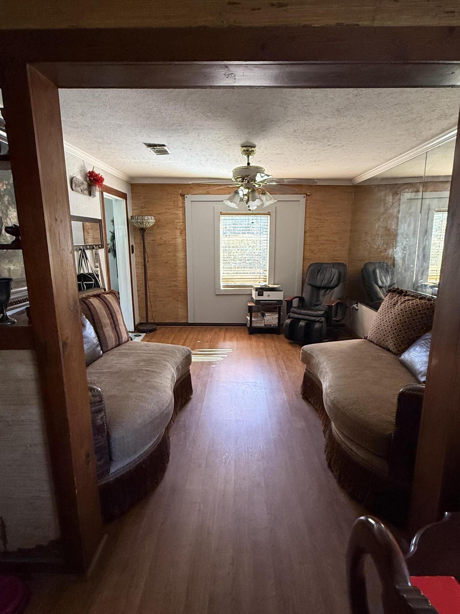507 E North St - Photo 4