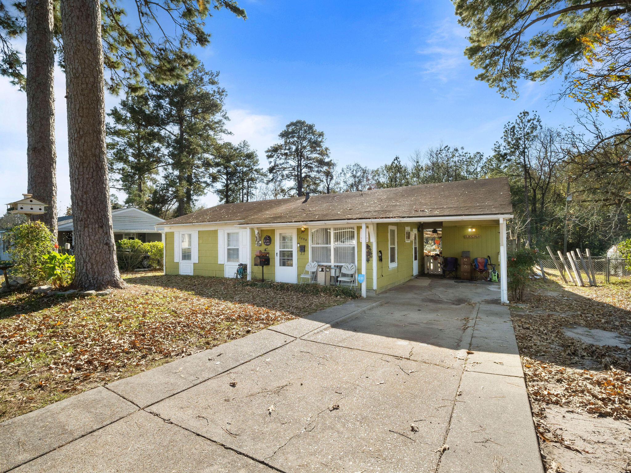 Photo 1 of 11 — 1404 Aaron, Leesville, LA 71446