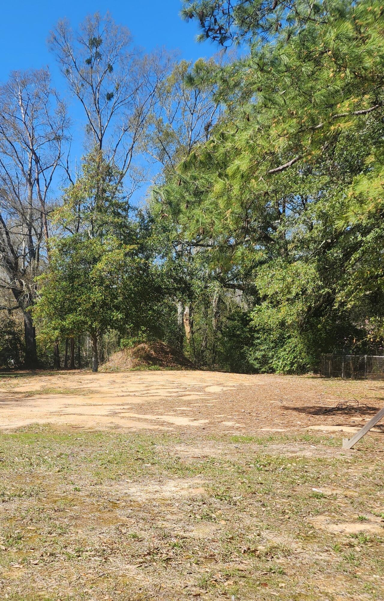 Photo 1 of 5 — N Texas St, DeRidder, LA 70634