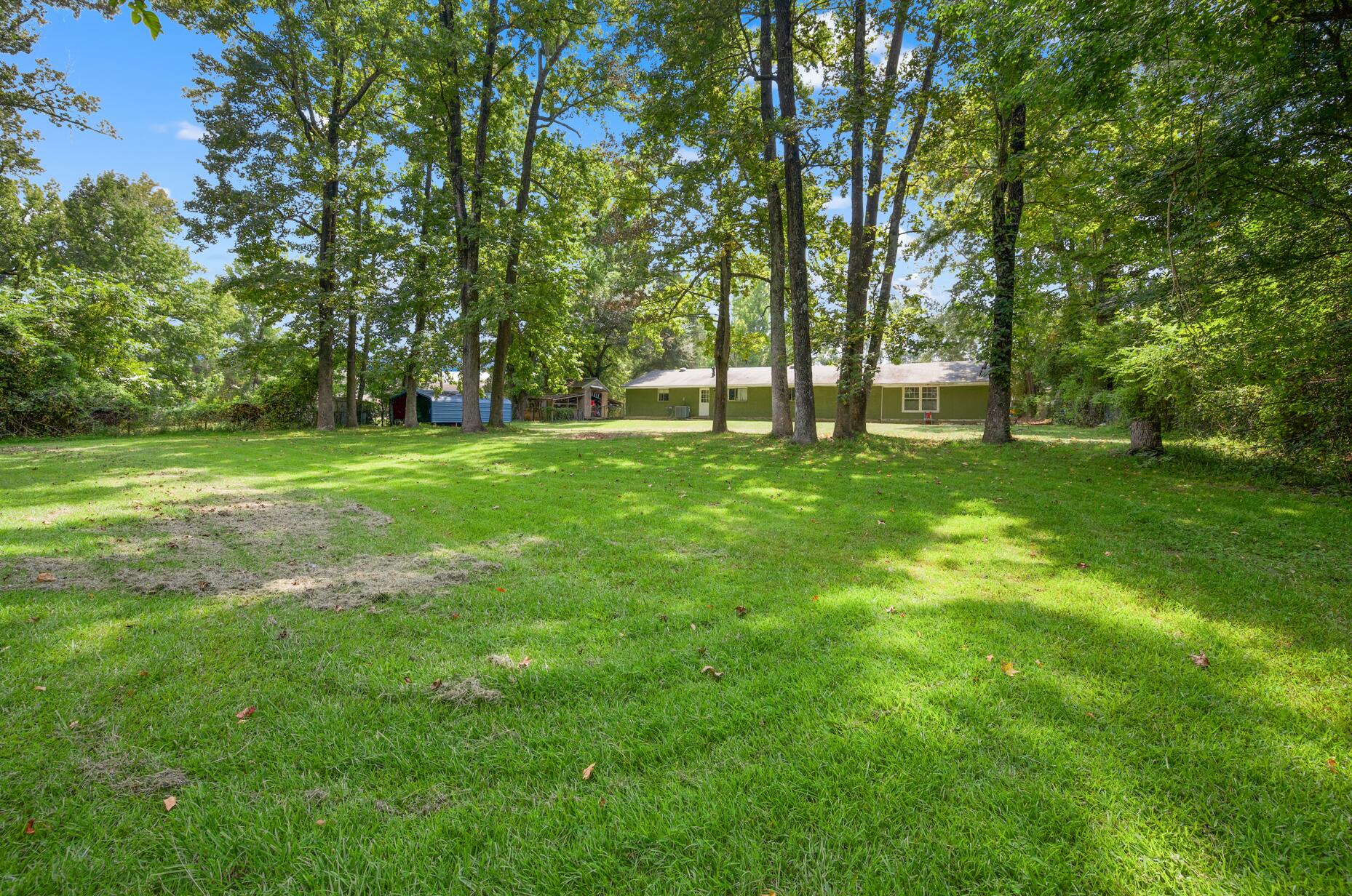 105 Allen Ave - Photo 3